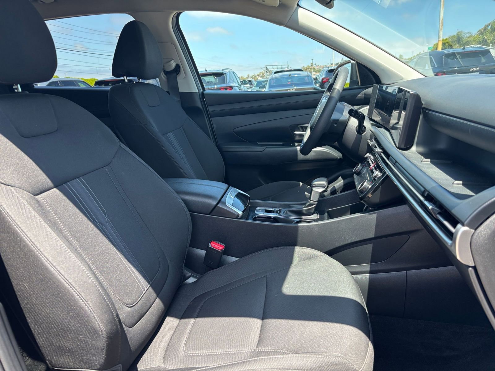Used 2025 Hyundai Tucson SEL FWD image 38