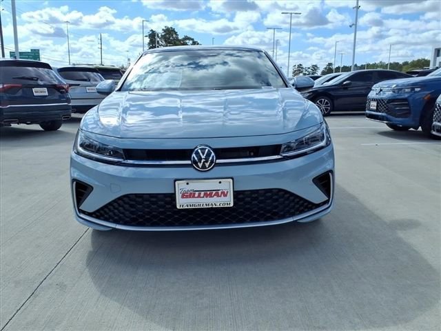 New 2026 Volkswagen Jetta SE FWD image 3