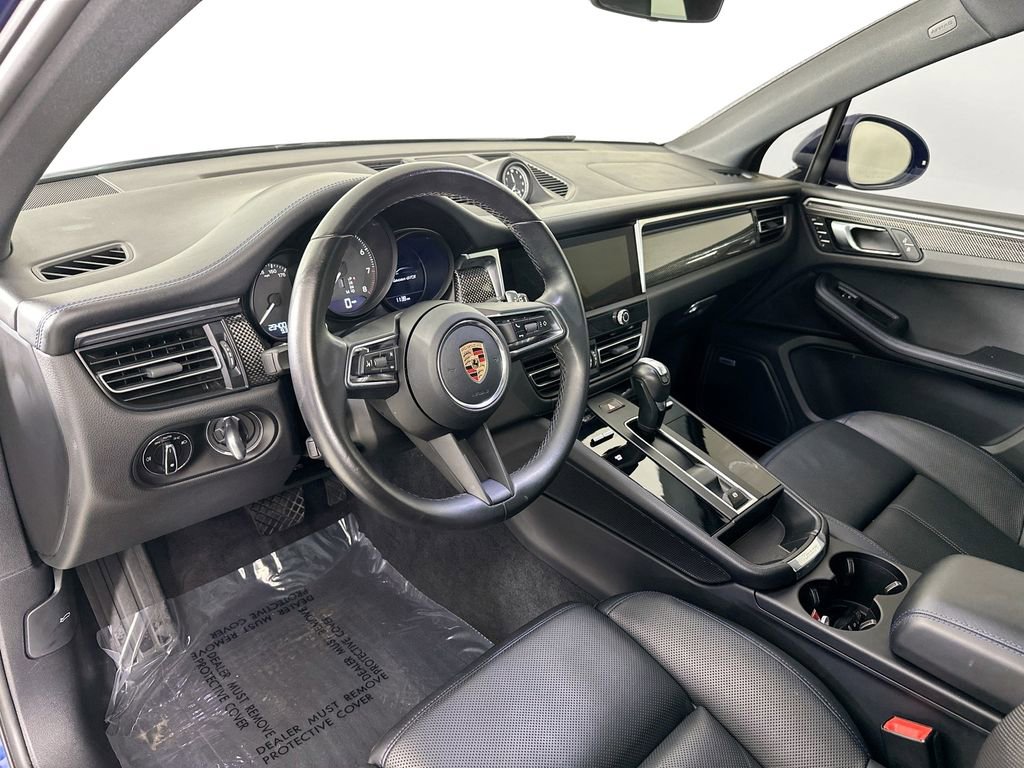 Used 2023 Porsche Macan GTS image 9