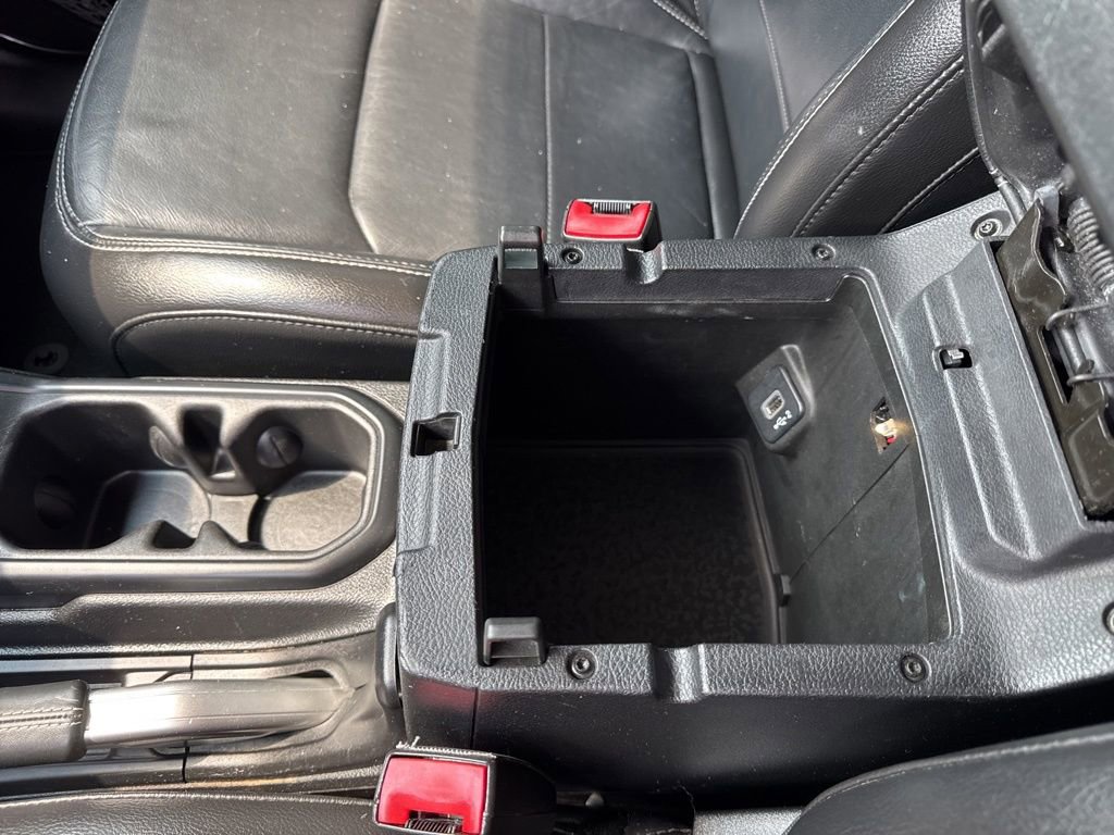 Used 2018 Jeep Wrangler Unlimited Sahara image 43