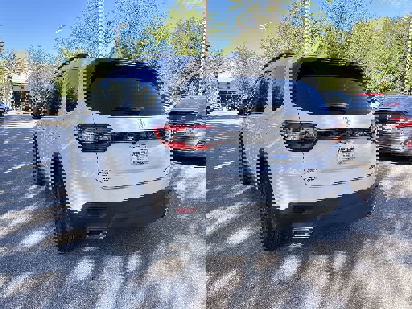 Used 2023 Honda Pilot Sport image 19