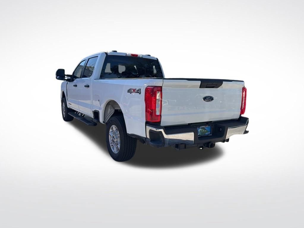 Used 2025 Ford F250 XLT AWD/4WD image 6