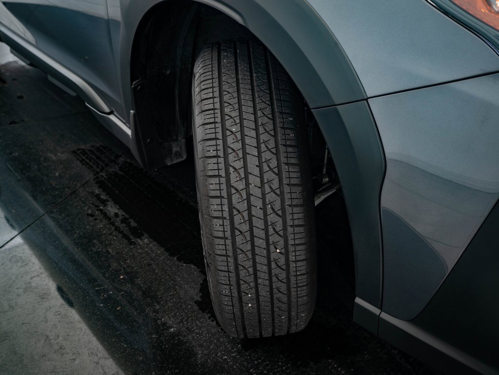 Used 2025 Subaru Outback Touring image 39