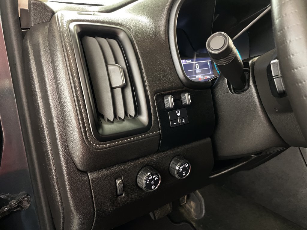 Used 2017 GMC Canyon SLT w/ Driver Alert Package AWD/4WD image 27