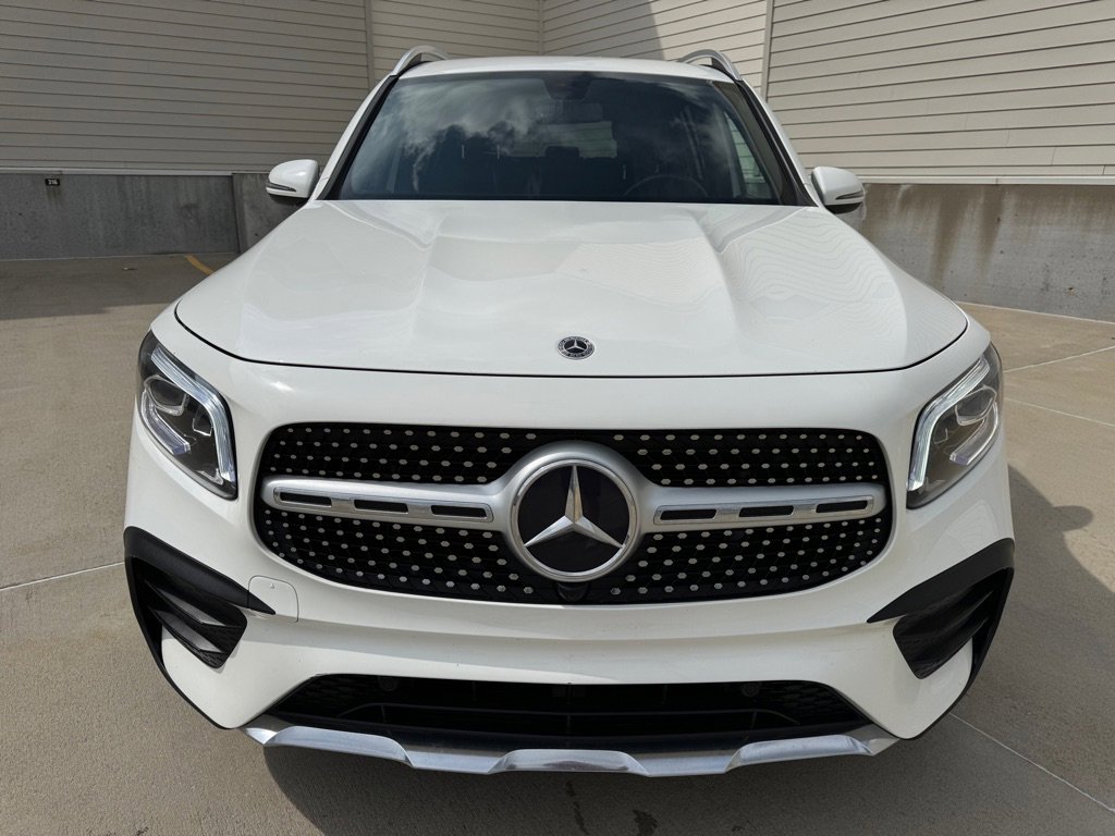 Used 2021 Mercedes-Benz GLB 250 4MATIC image 8