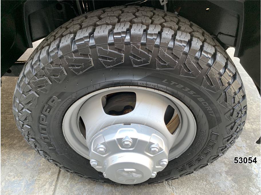 Used 2024 RAM 3500 Tradesman AWD/4WD image 18