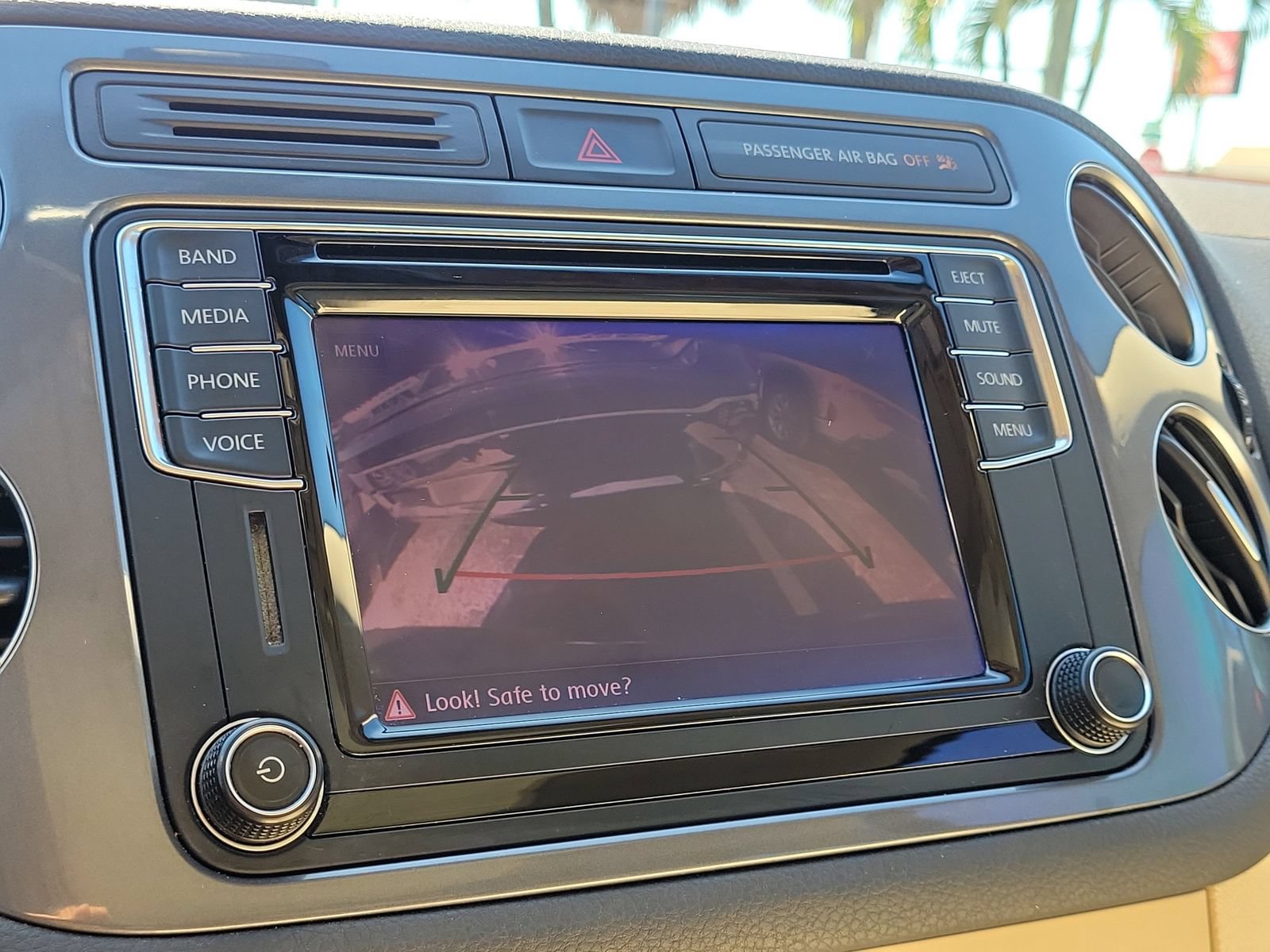 Used 2017 Volkswagen Tiguan Wolfsburg Edition FWD image 19