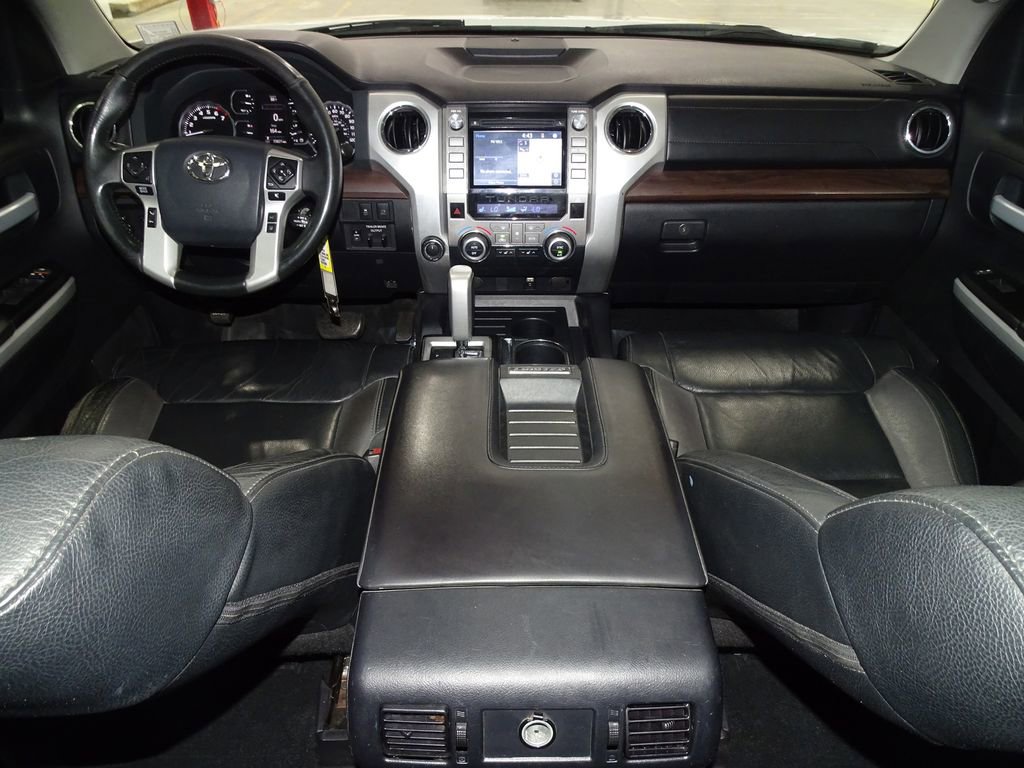 Used 2018 Toyota Tundra Limited image 31