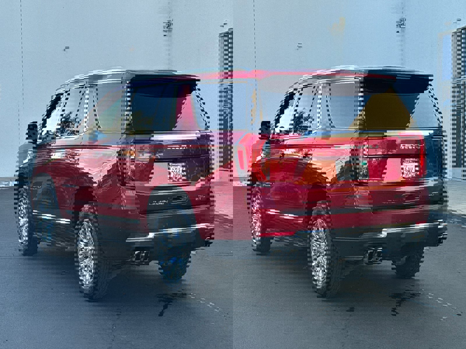 Certified 2025 GMC Yukon Denali image 14