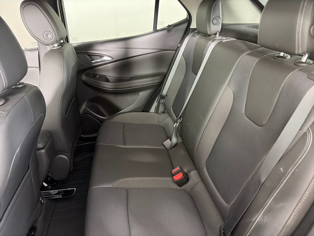 Used 2025 Buick Encore GX Preferred w/ Advanced Technology Package FWD image 13