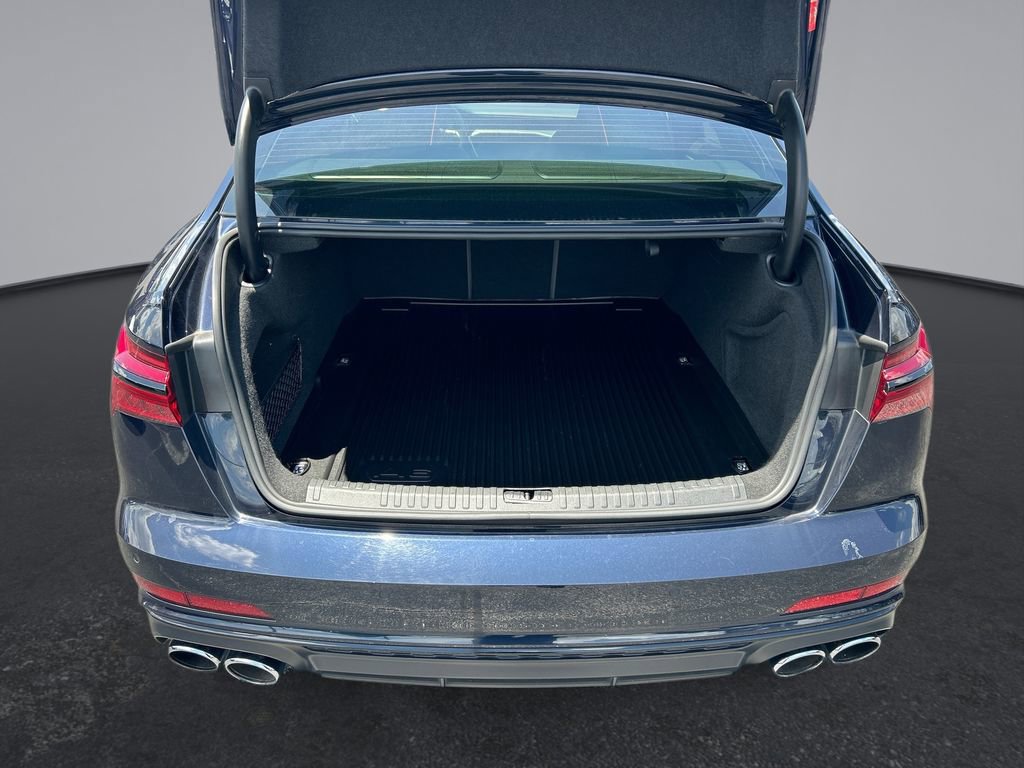 Used 2021 Audi S6 Prestige w/ Prestige Package AWD/4WD image 13