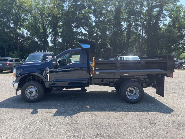 New 2025 Ford F350 XL w/ XL Chrome Package image 2
