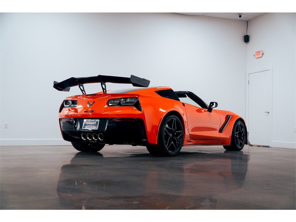 Used 2019 Chevrolet Corvette ZR1 RWD image 5