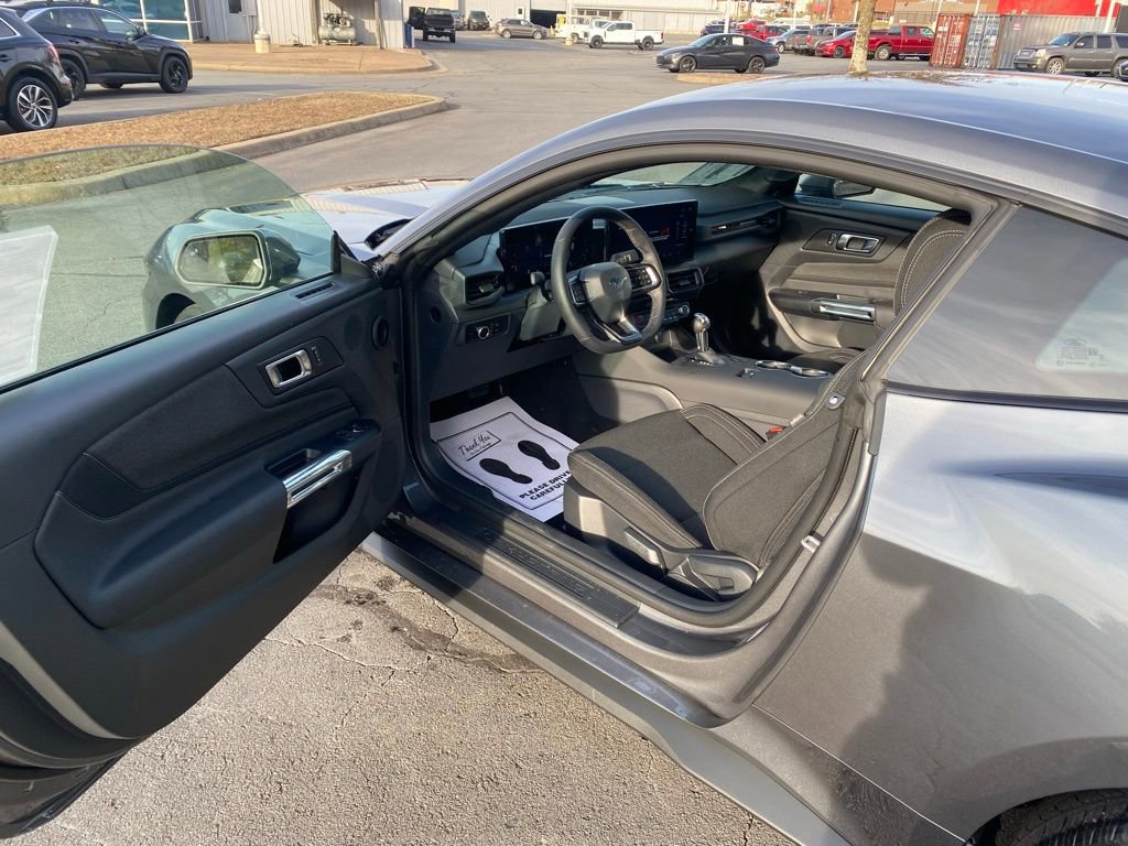 New 2026 Ford Mustang Coupe image 10