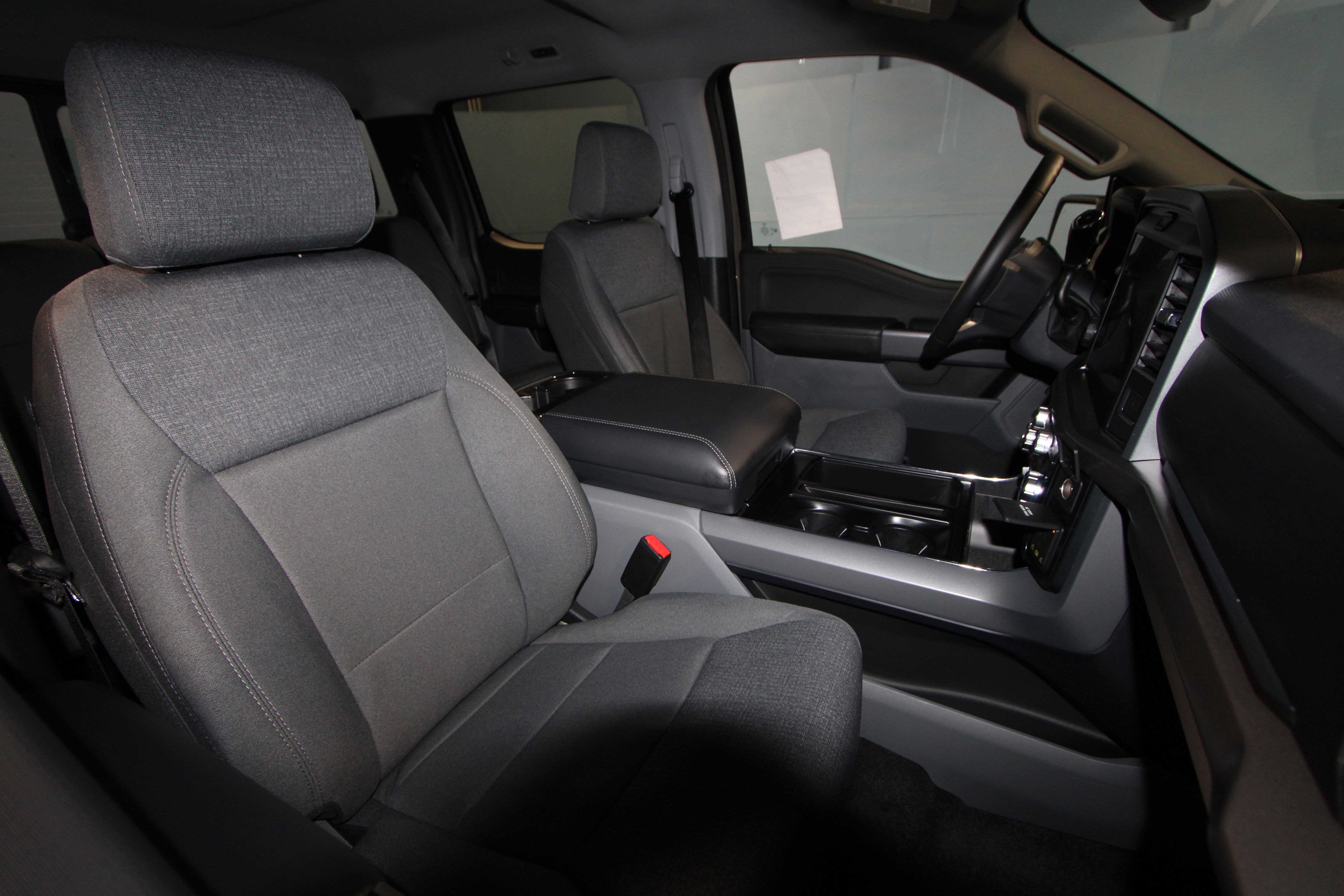 New 2026 Ford F150 XLT w/ Equipment Group 302A MID AWD/4WD image 18