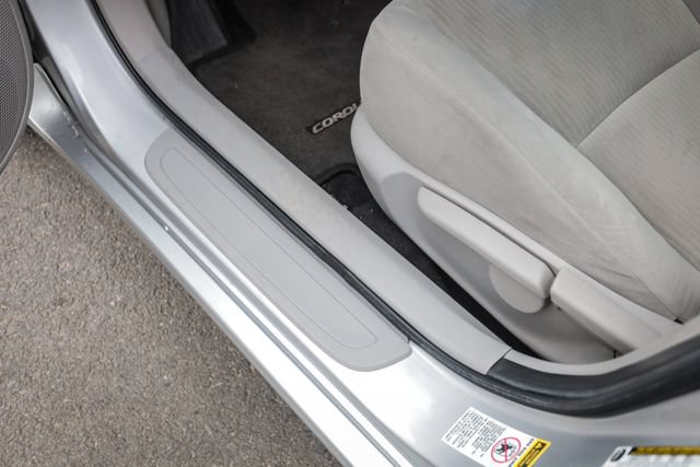 Used 2010 Toyota Corolla LE FWD image 41