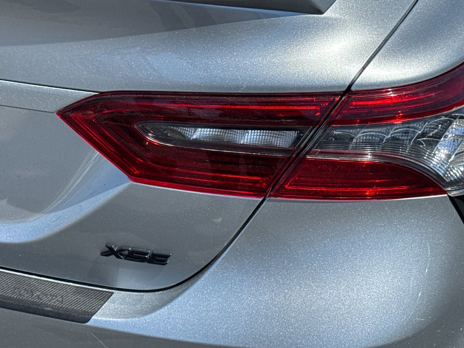 Used 2022 Toyota Camry XSE FWD image 24