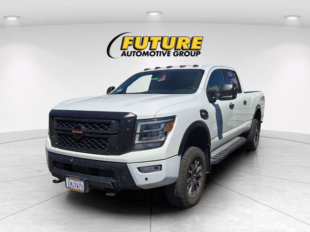 Used 2021 Nissan Titan PRO-4X w/ Pro-4x Convenience Package AWD/4WD image 3