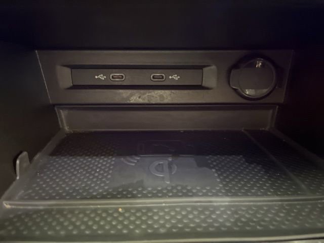 Used 2023 Volkswagen Tiguan SE image 28