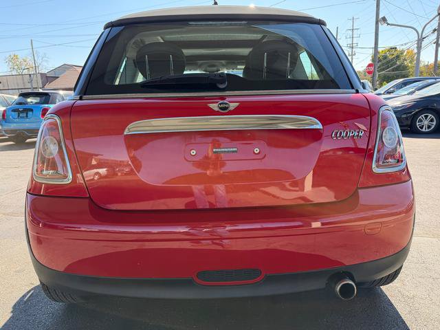 Used 2010 MINI Cooper Hardtop FWD image 4