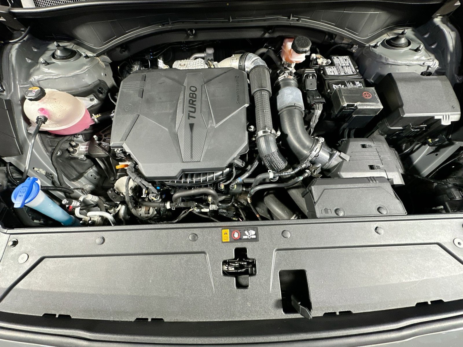 Used 2022 Hyundai Santa Fe Limited image 41