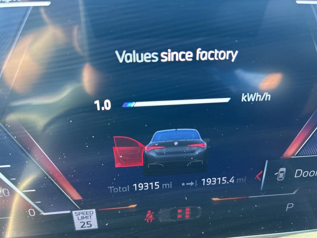 Used 2025 BMW i4 xDrive40i AWD/4WD image 46