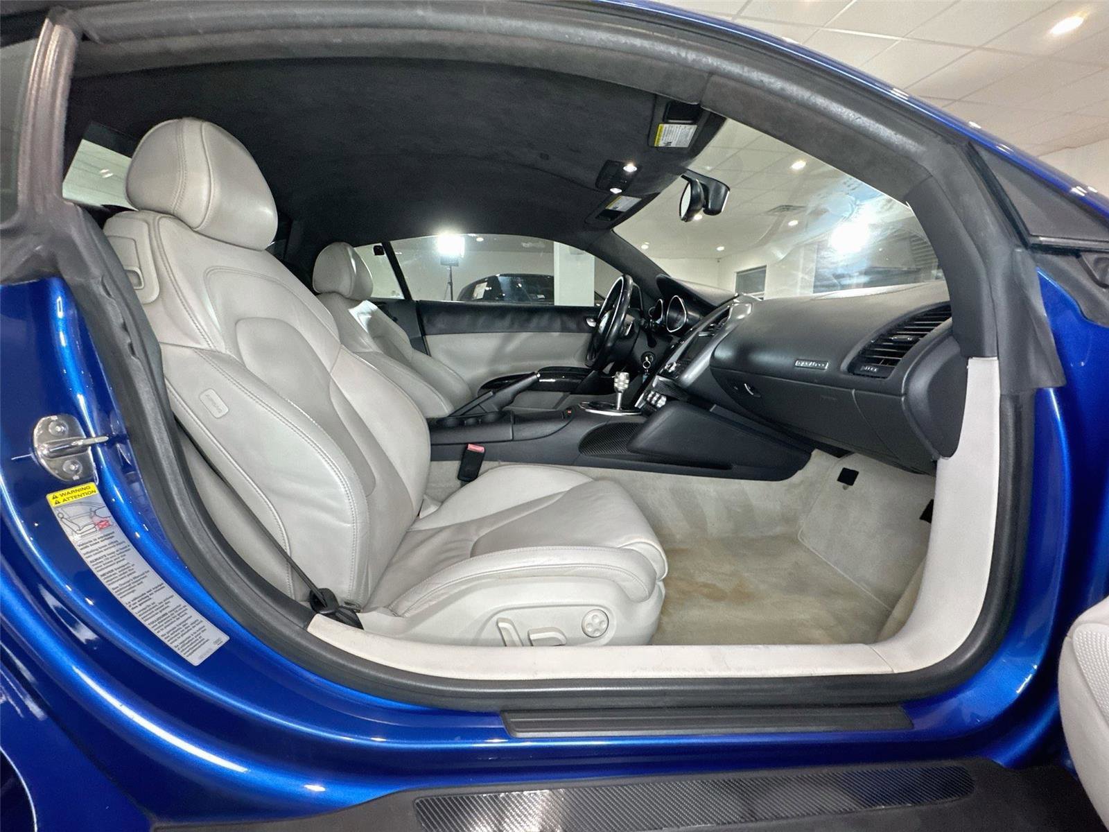 Used 2009 Audi R8 V10 AWD/4WD image 14