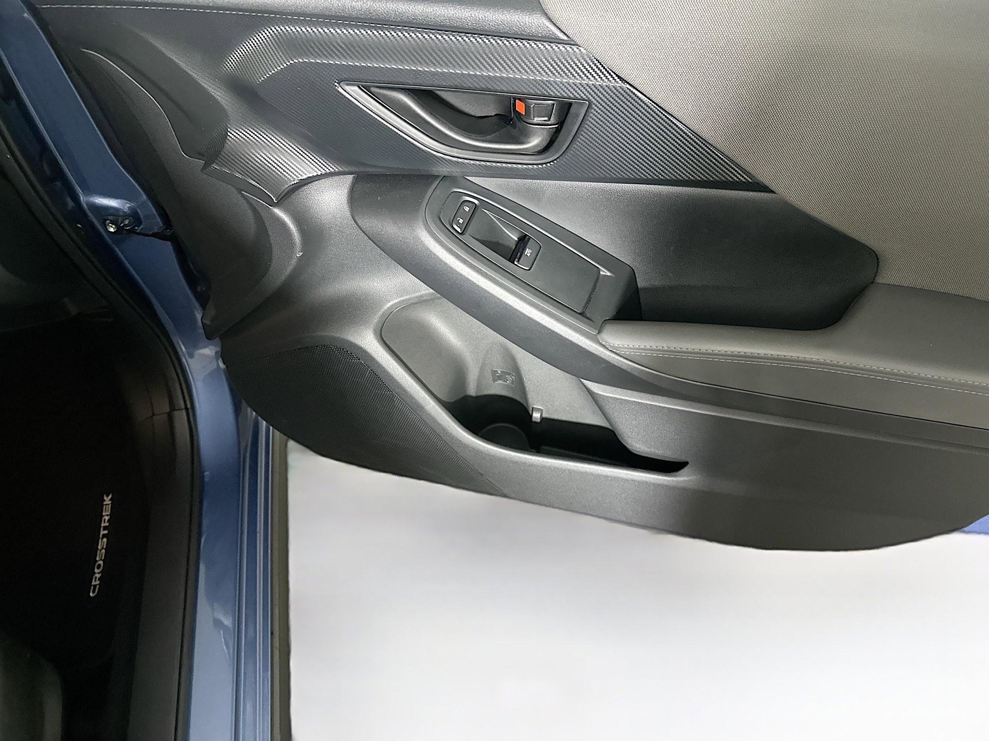 Used 2024 Subaru Crosstrek 2.0i Premium image 30
