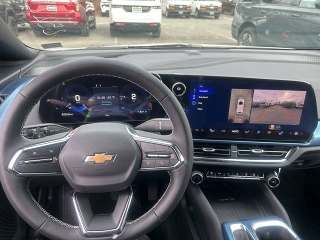 New 2026 Chevrolet Equinox EV LT AWD/4WD image 25