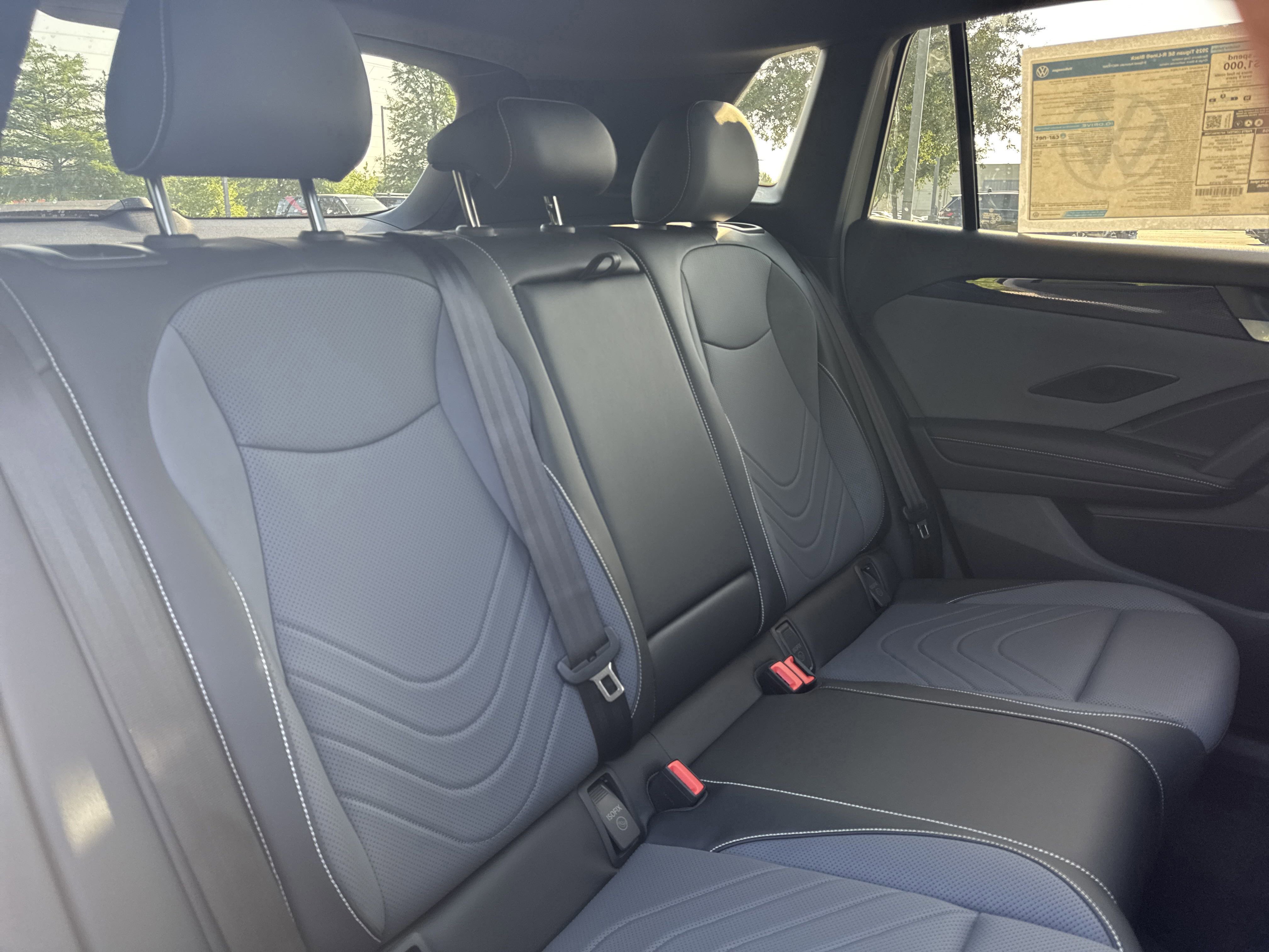 Certified 2026 Volkswagen Tiguan SE R-Line FWD image 47