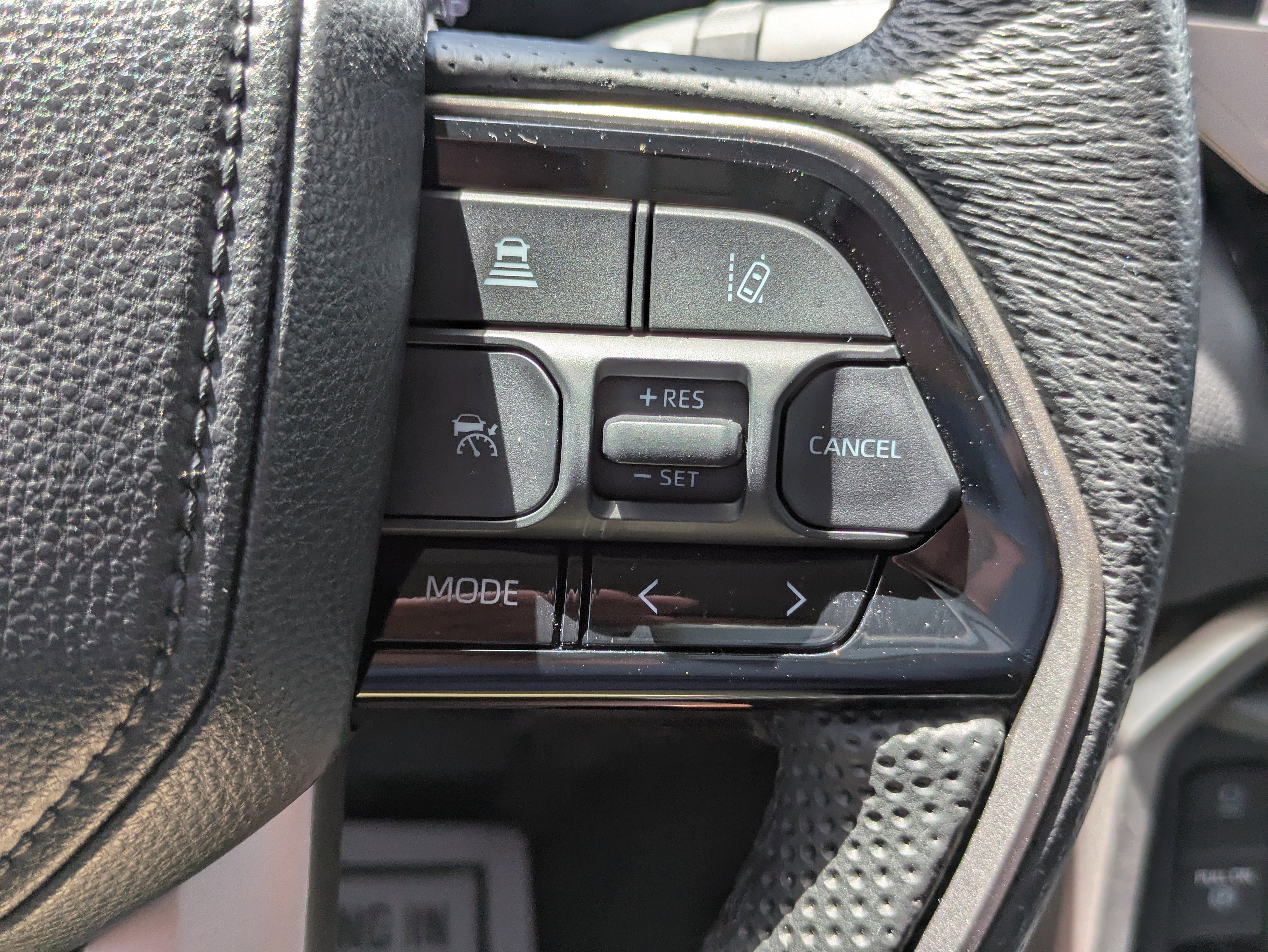 Used 2024 Toyota Tundra Limited AWD/4WD image 19