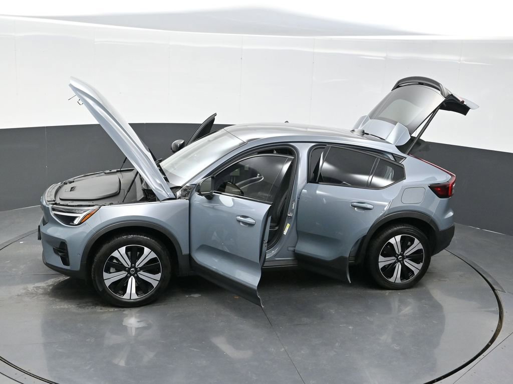 Used 2023 Volvo C40 P8 Recharge Plus image 39