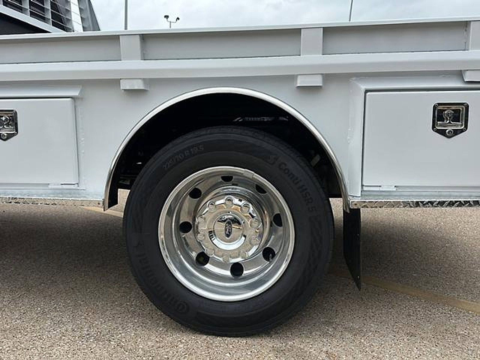 New 2026 Ford F550 4x4 Crew Cab Super Duty image 8