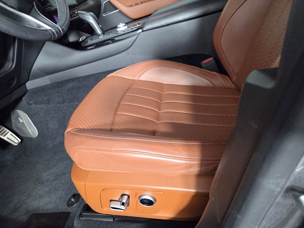 Used 2022 Maserati Levante Modena image 12