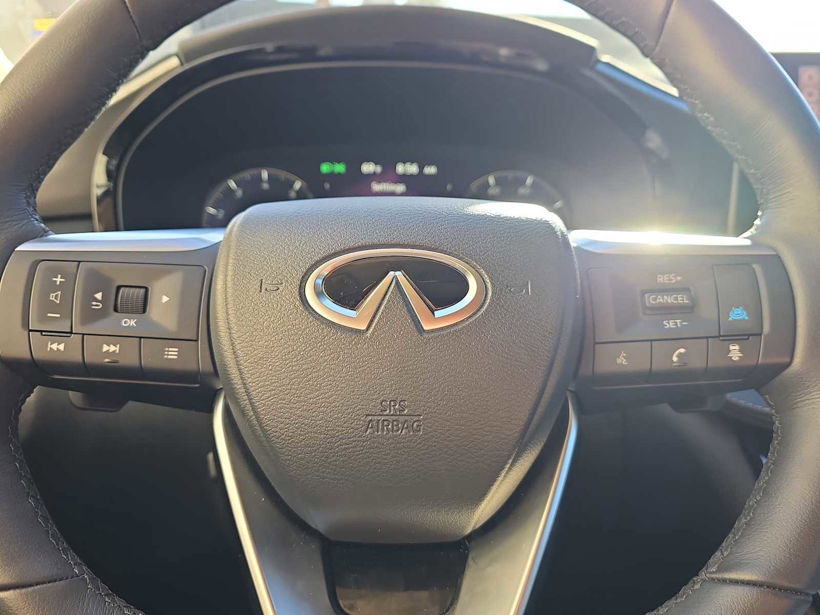 Certified 2026 INFINITI QX60 Luxe w/ Cargo Package FWD image 7