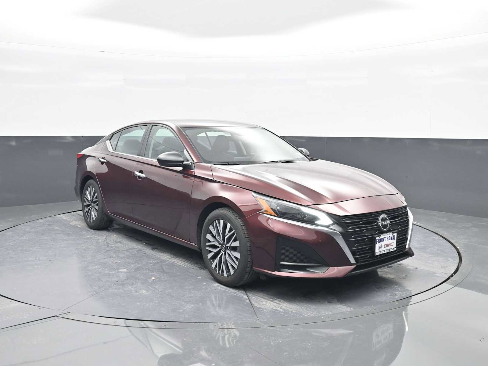 Used 2024 Nissan Altima 2.5 SV video 1