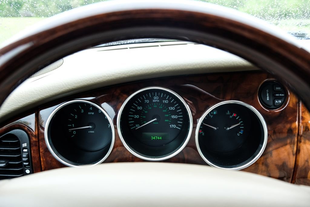 Used 2006 Jaguar XK8 Convertible RWD image 28