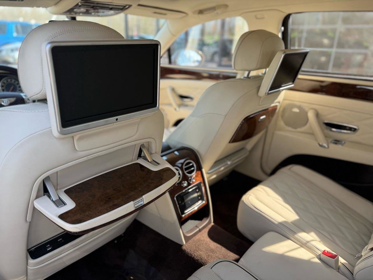 Used 2014 Bentley Flying Spur W12 AWD/4WD image 23