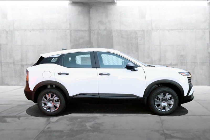 New 2026 Nissan Kicks S image 5