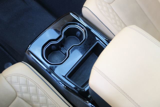 Used 2021 Jeep Grand Cherokee L Summit image 32