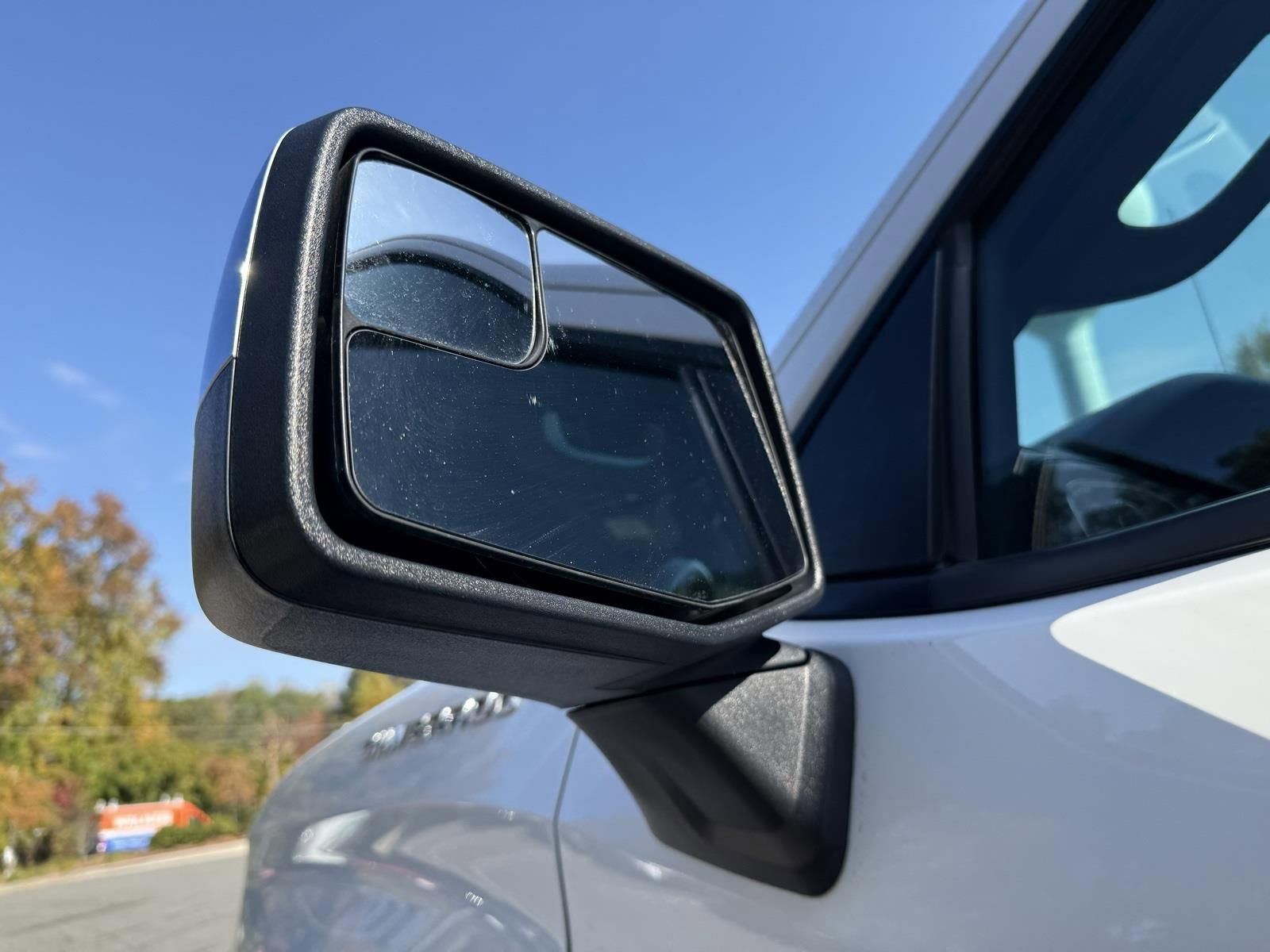 Used 2021 Chevrolet Silverado 1500 LT image 18