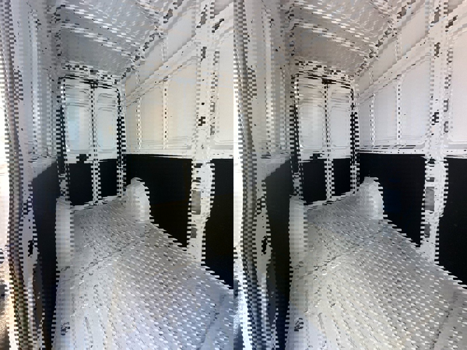 Used 2024 RAM ProMaster 2500 image 16