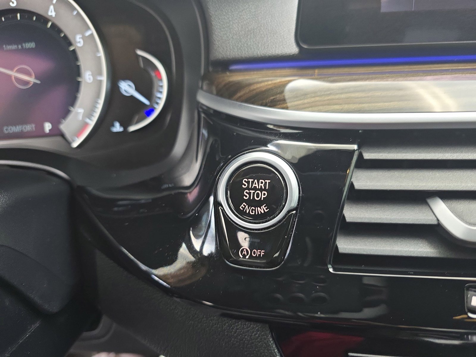 Used 2019 BMW 540i RWD image 32