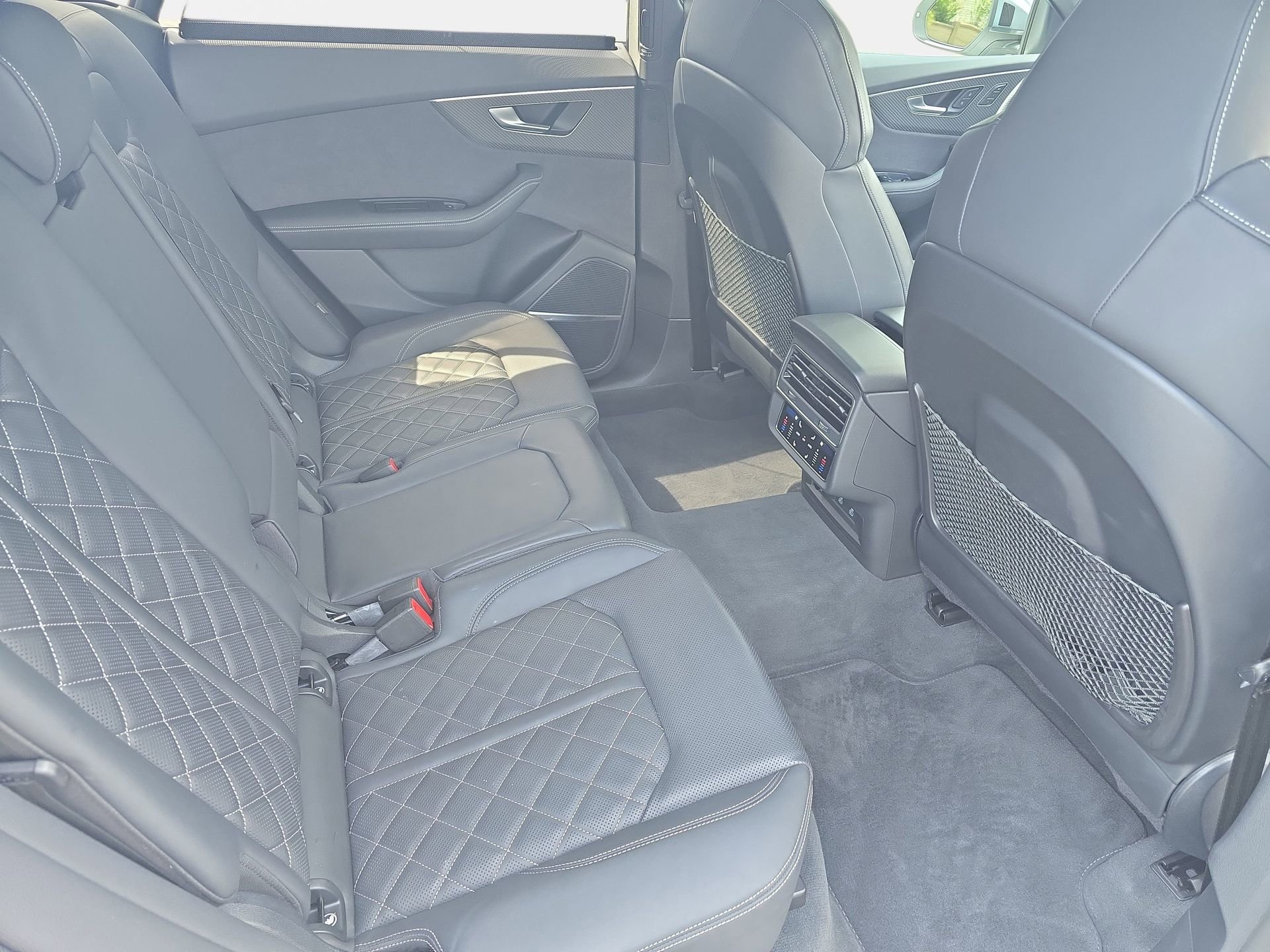 Used 2024 Audi SQ8 Premium Plus AWD/4WD image 11