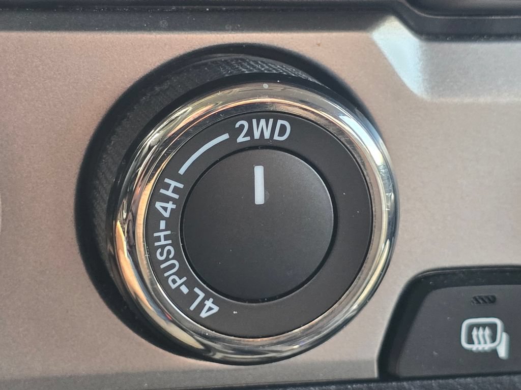 Certified 2023 Toyota Tacoma SR5 AWD/4WD image 29