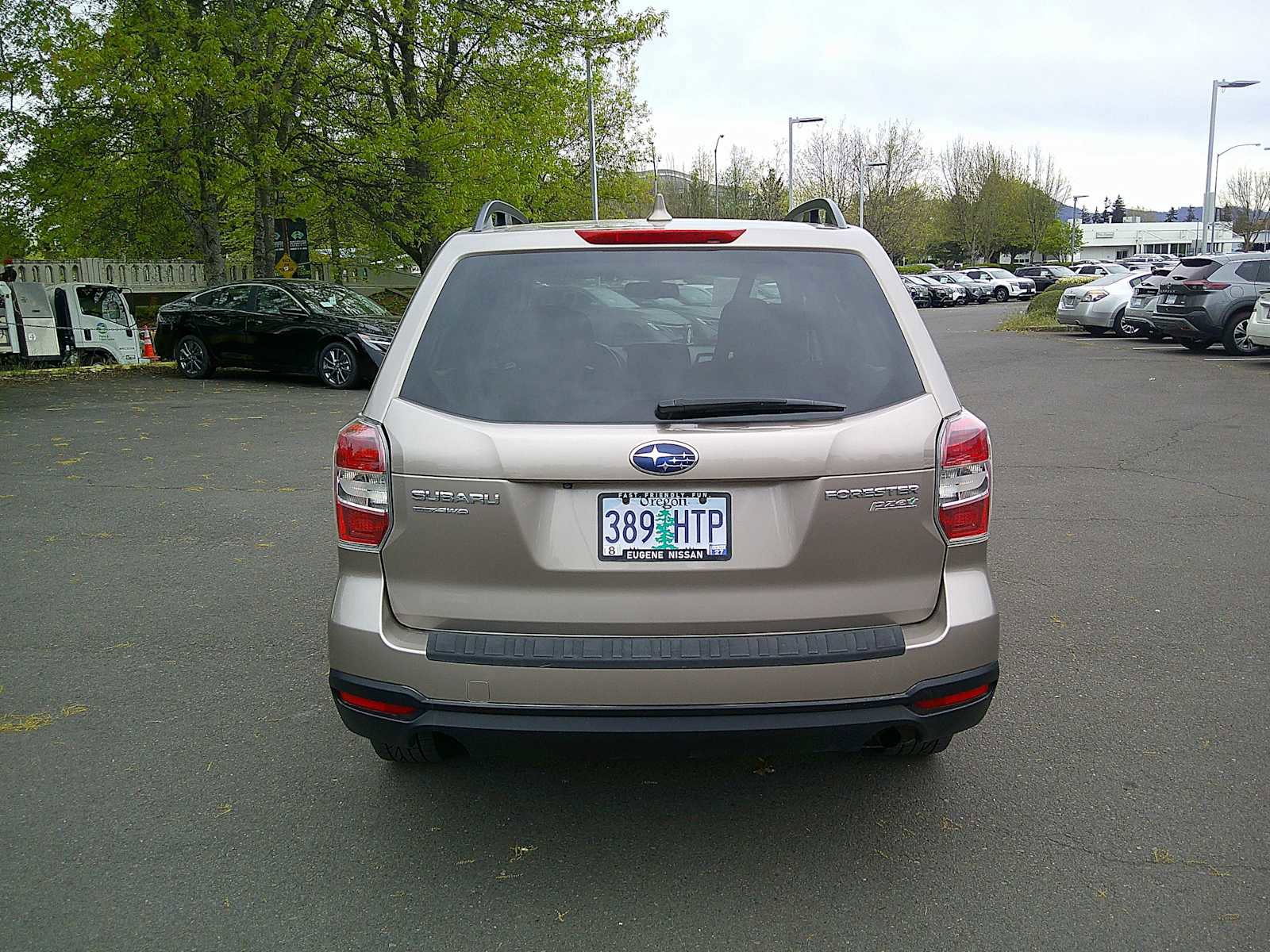 Used 2016 Subaru Forester 2.5i Premium w/ Popular Package #1 AWD/4WD image 4
