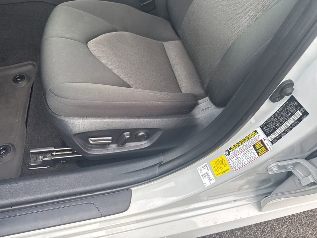 Used 2023 Toyota Camry LE image 18