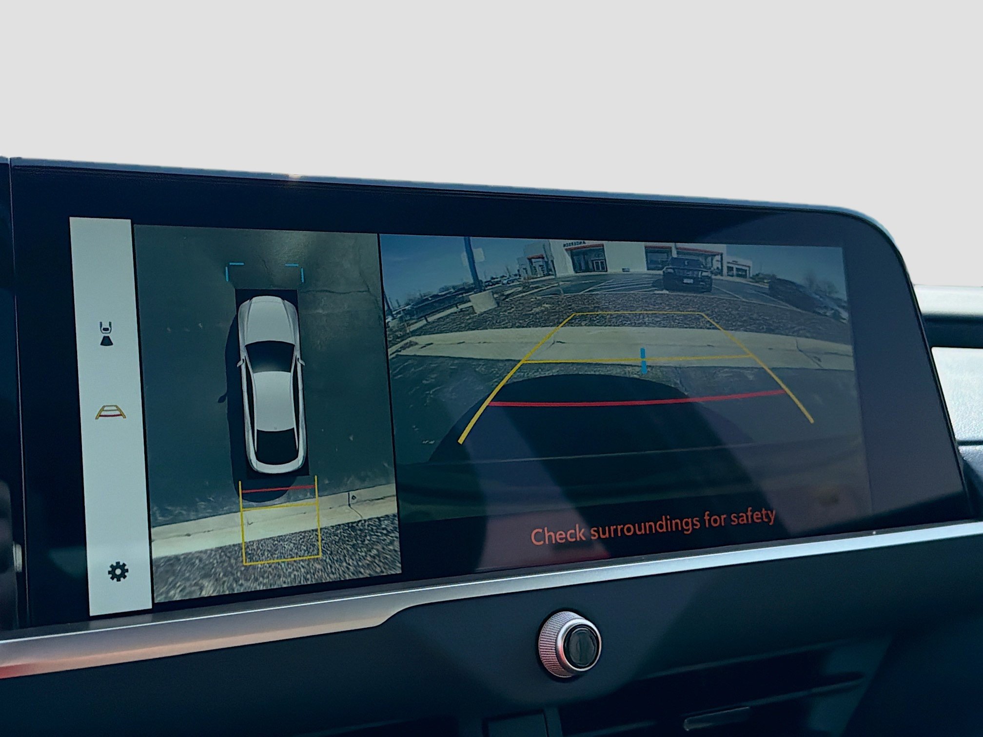 Certified 2025 Toyota Crown Platinum image 19