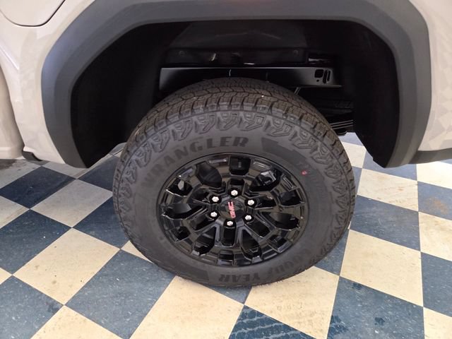 New 2026 GMC Canyon Elevation w/ Convenience Package RWD image 5
