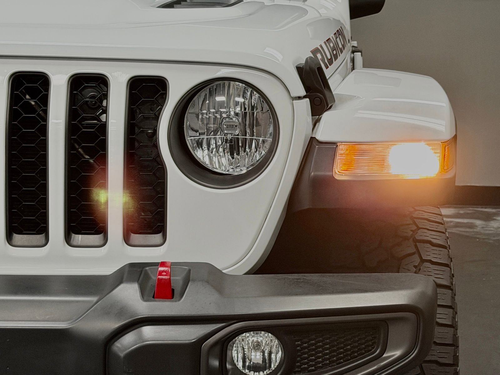 Used 2022 Jeep Gladiator Rubicon w/ Trailer Tow Package AWD/4WD image 7